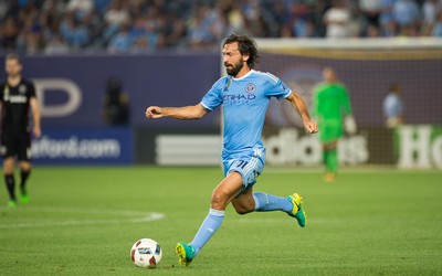 MK体育精华-安德里希任意球打高飞出